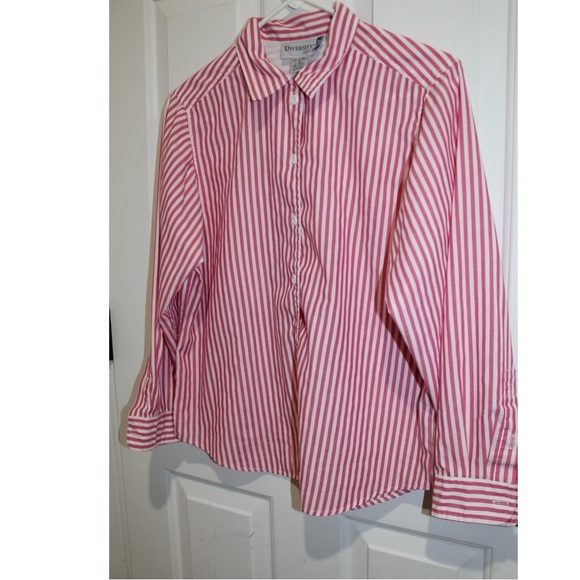 Vintage Diversity Sport Button Down - Picture 5 of 8